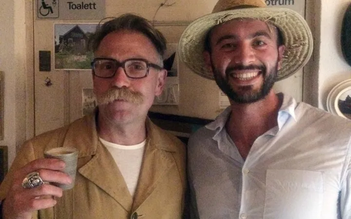 flyktingar, anställa