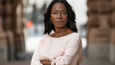 Nyamko Sabuni Omsa¨ttningssto¨d fo¨r enskilda na¨ringsidkare