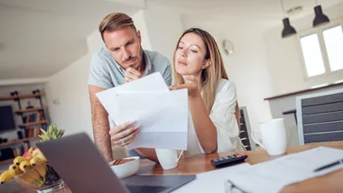 Kompensation för höga elpriser – se om du kan få tillbaka pengar här