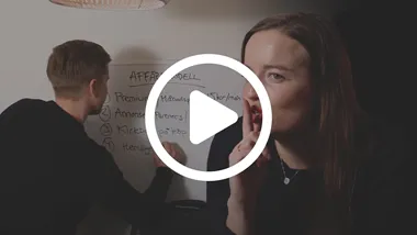 StartUp-resan affa¨rsmodell tja¨na pengar i fo¨retaget Play