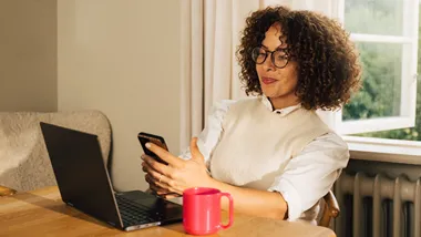 Byt mobilabonnemang till ditt företag, byt till Hallon Företag