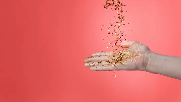 HAND_GLITTER_Visma-Spcs_korall_1920x1080